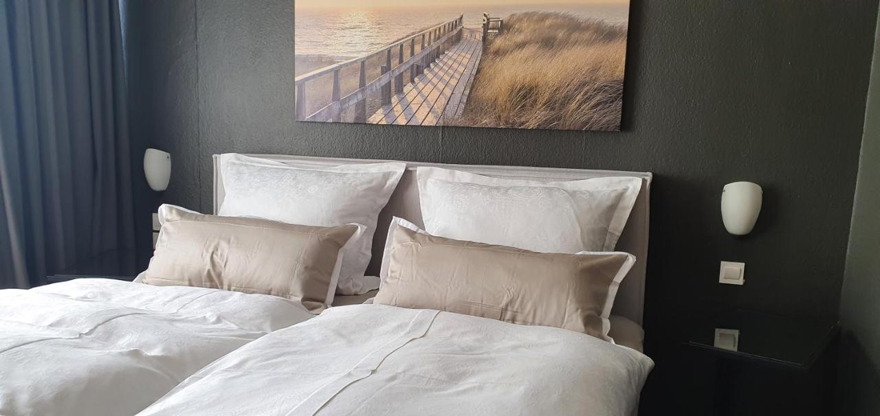 Schloss Hotel Gbr Дюселдорф Екстериор снимка